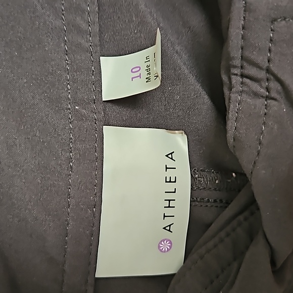 Athleta womens shorts - Picture 4 of 9